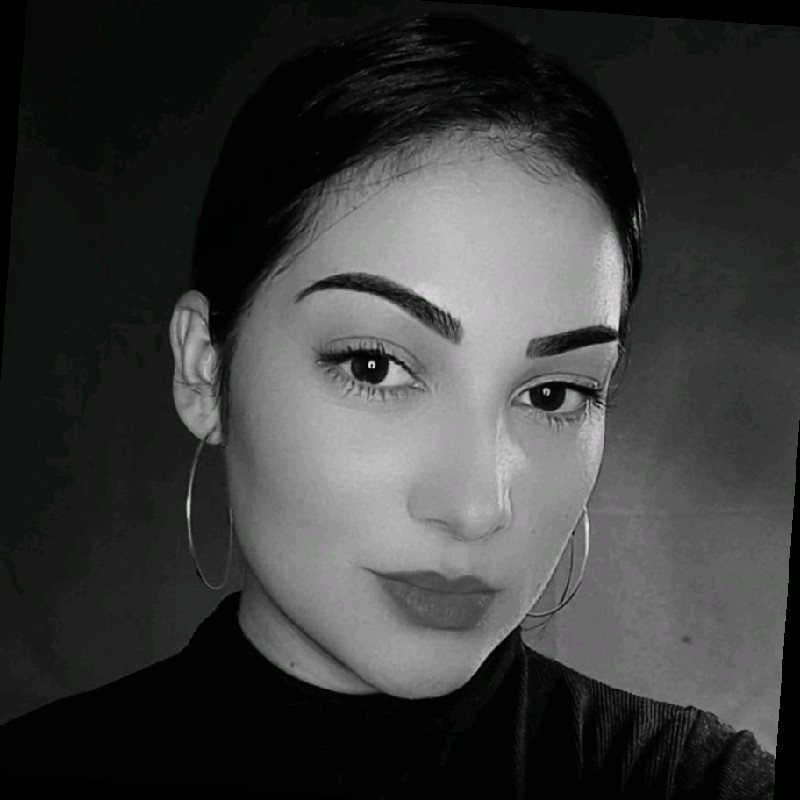 Adriana Lopes